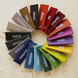 Wollfilzprodukte der Freckenhorster Werkstätten sind in einem bunten Farben-Potpourri verfügbar